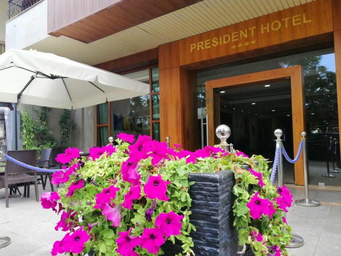 President Hotel Joünié Exterior foto